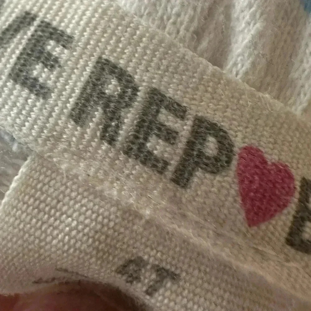 Kid's heart sweat pants. - Picture 2 of 3